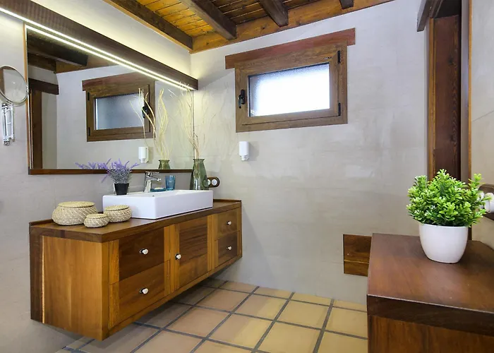 Ermita Perdomo Masdache